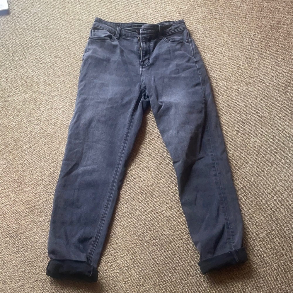 Black mom jeans